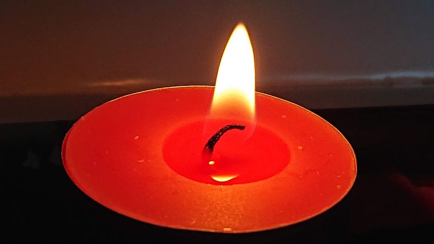candela rossa Onoranze funebri Gamberini